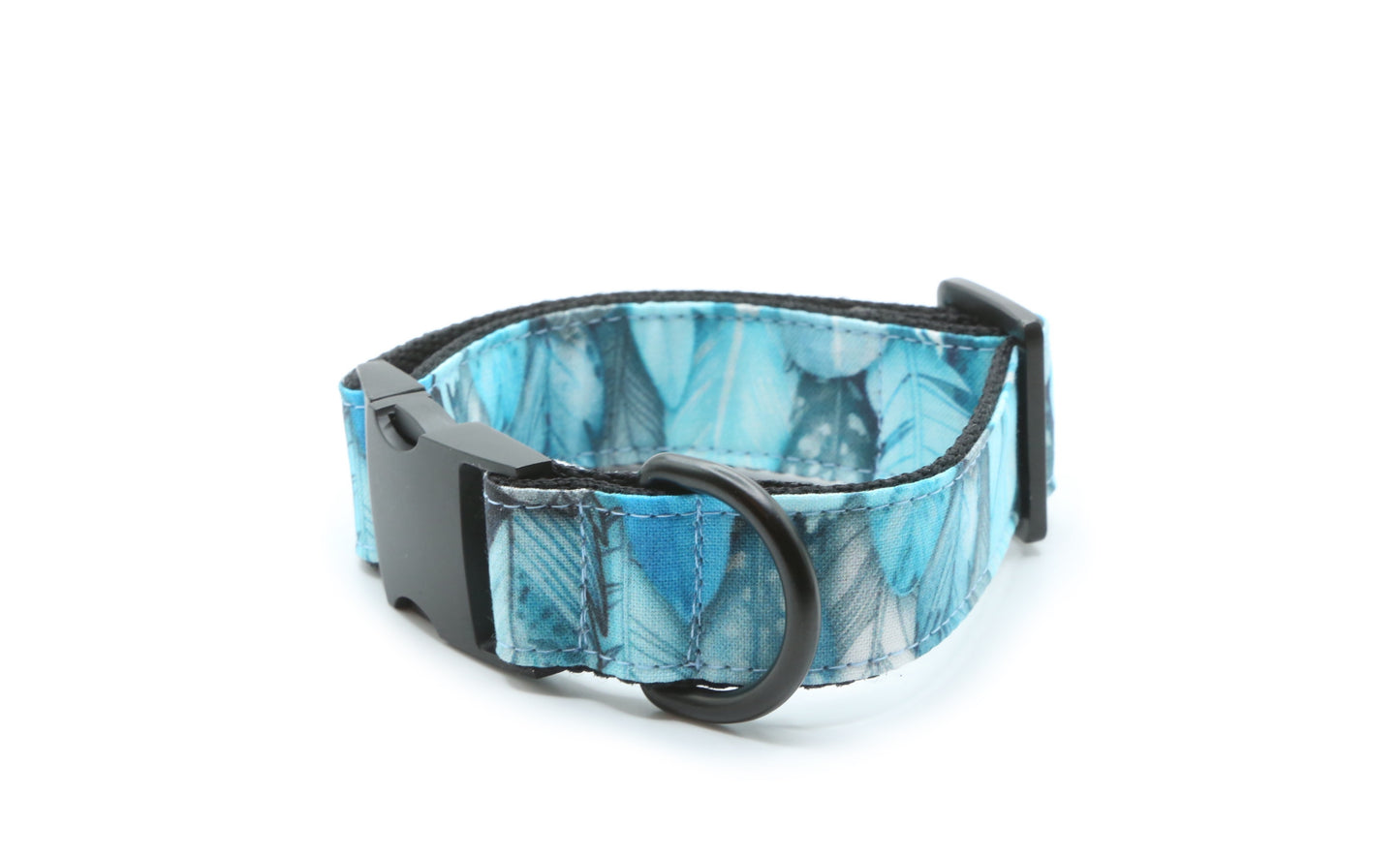 Blue Feathers dog collar