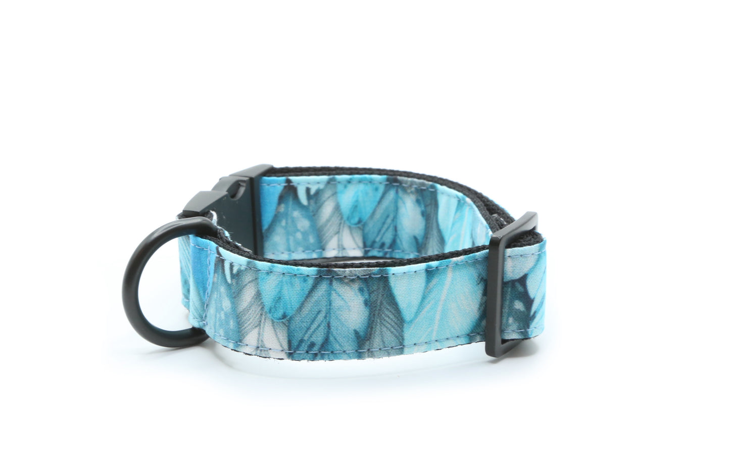 Blue Feathers dog collar